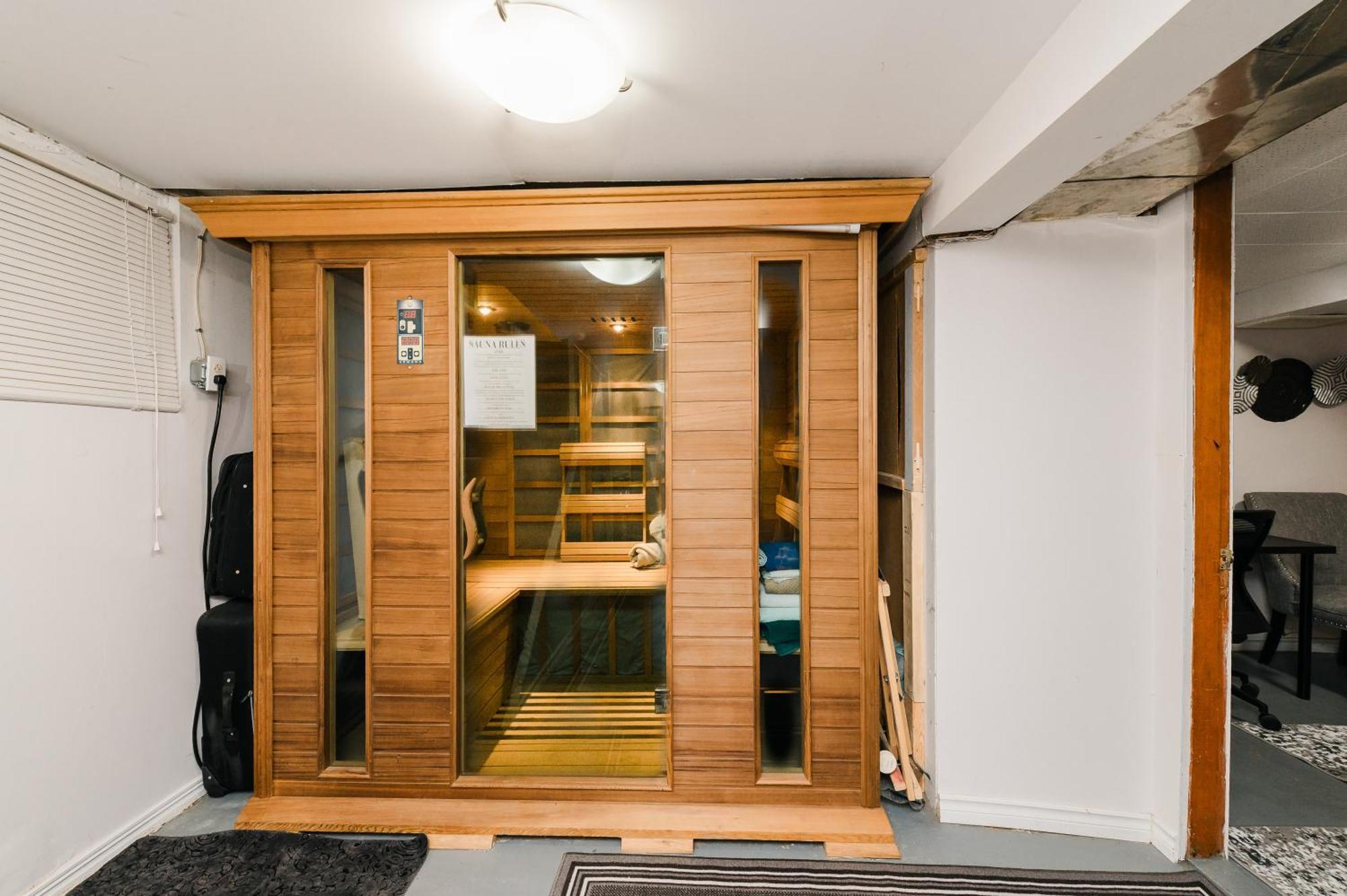 Quaint & Cozy Accommodation Edmonton Buitenkant foto